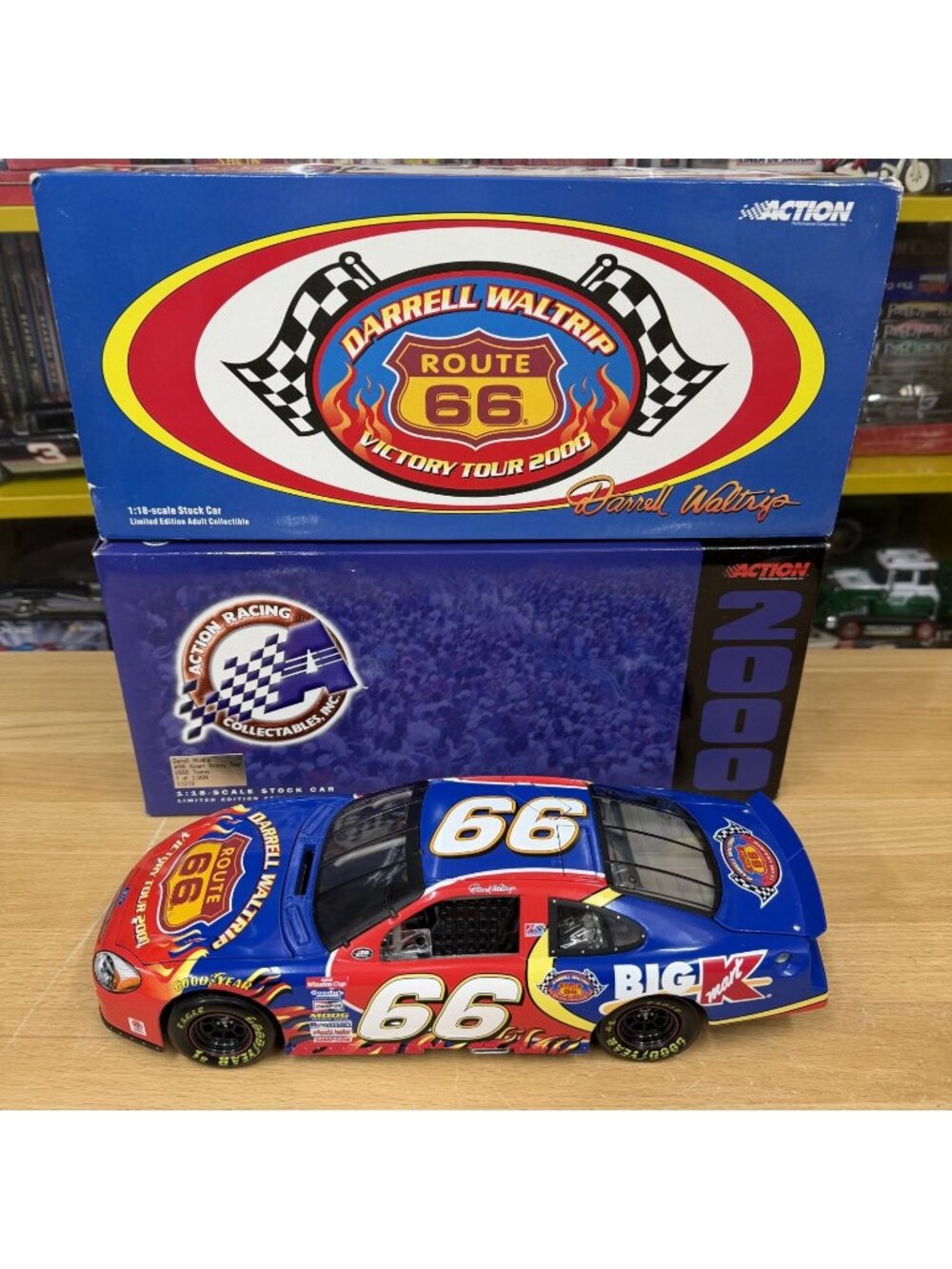 1/18 Action 1 of 2004 Darrell Waltrip BIG K Mart Route 66 Victory Tour 2000